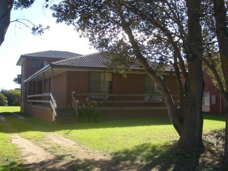 15 Dromana Parade, Safety Beach VIC 3936