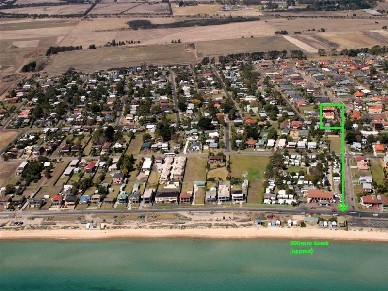 31 Victoria Street, Safety Beach VIC 3936