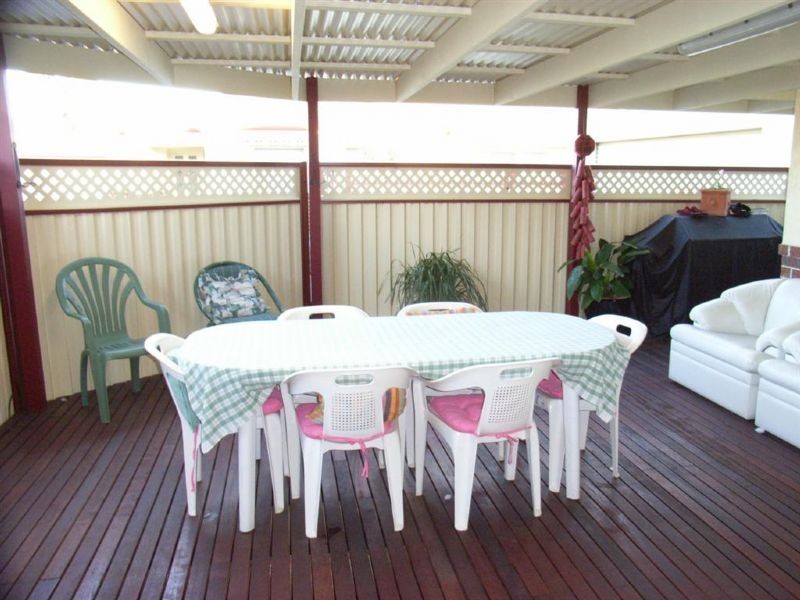 1/9 Dalworth Avenue, Dromana VIC 3936