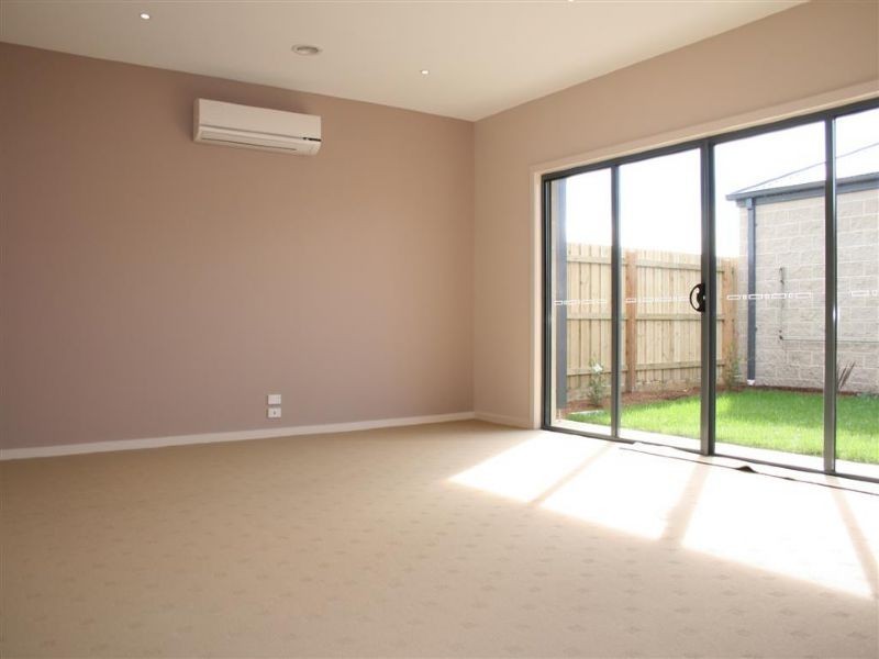 2/30 Tonkin Street, Safety Beach VIC 3936