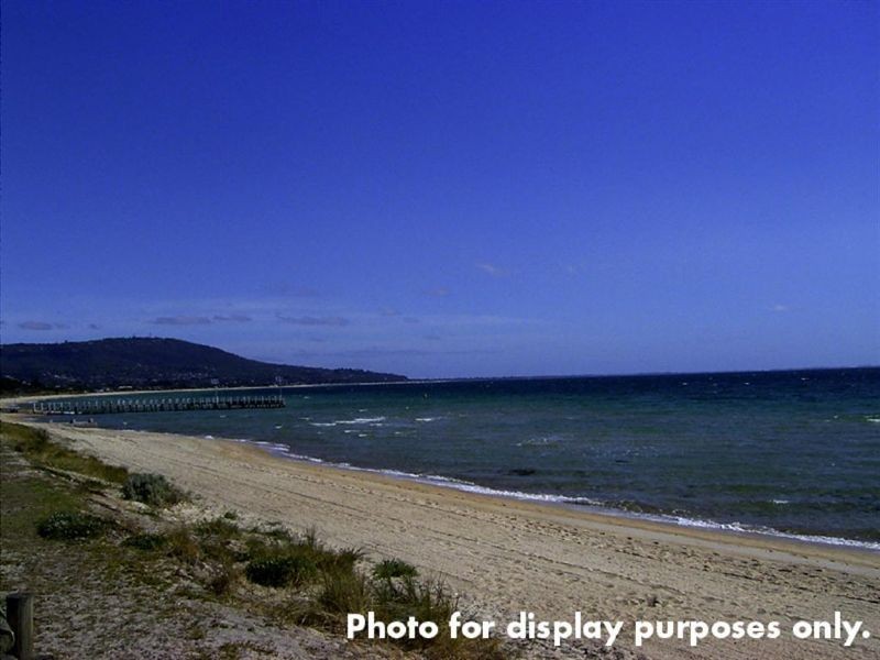 10 Sackville Street, Safety Beach VIC 3936