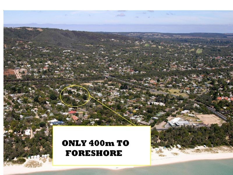 33 Foothills Avenue, Mccrae VIC 3938
