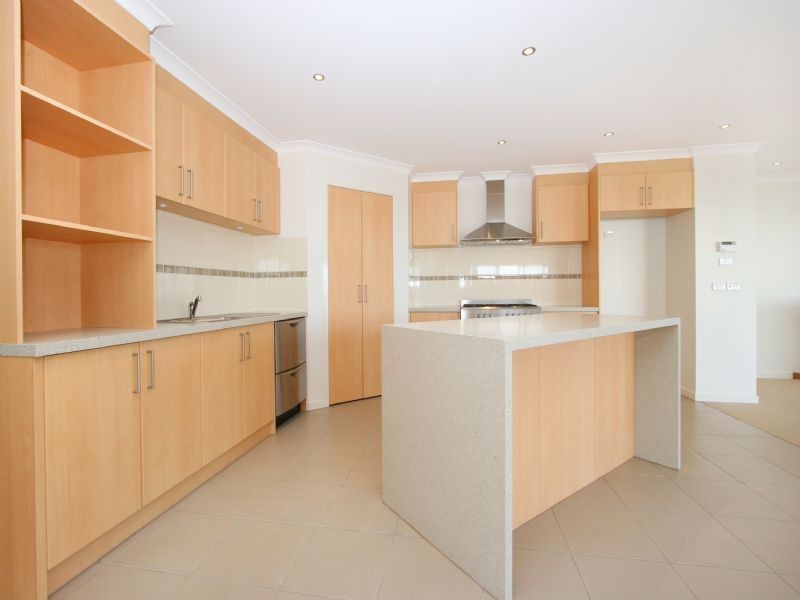 13 Dorothea Crescent, Dromana VIC 3936