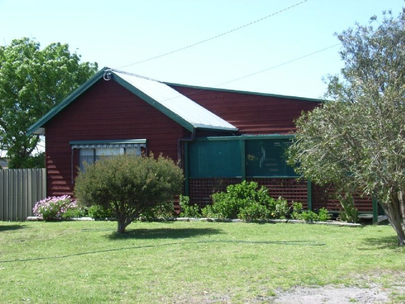 8 George Street, Safety Beach VIC 3936