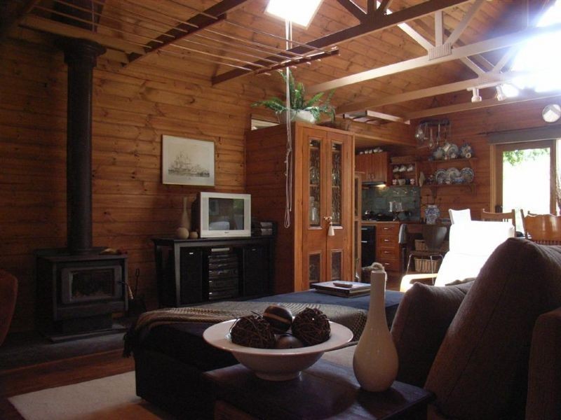 6 Pindara Road, Arthurs Seat VIC 3936