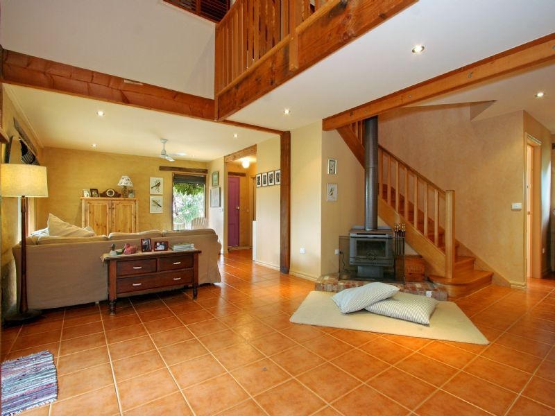 8 Weymouth Drive, Dromana VIC 3936