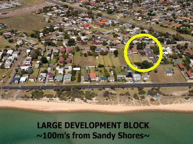 15 Dromana Parade, Safety Beach VIC 3936