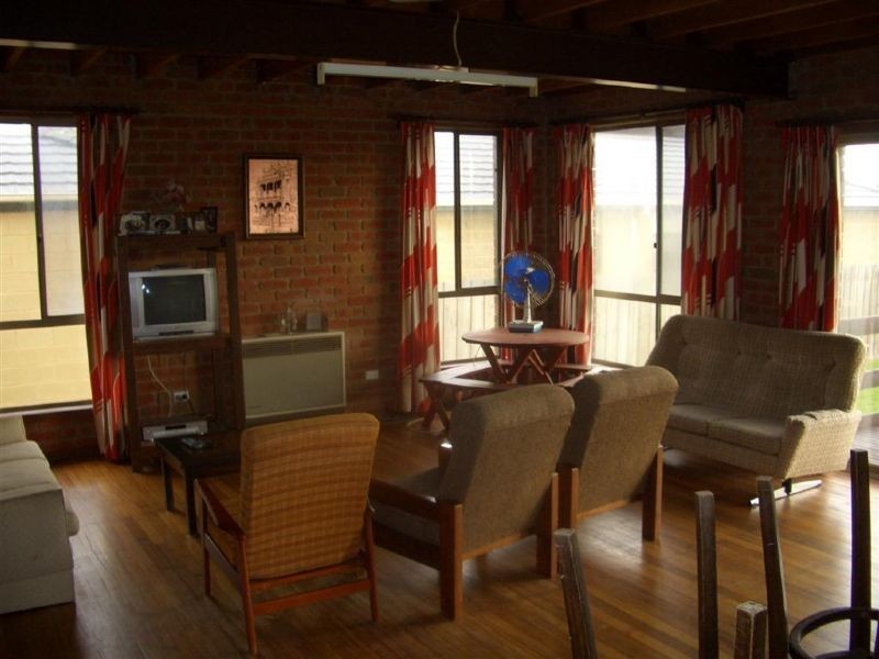 15 Dromana Parade, Safety Beach VIC 3936