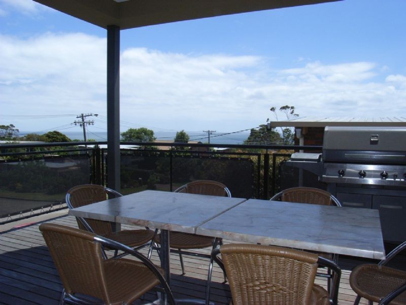 13 Dorothea Crescent, Dromana VIC 3936