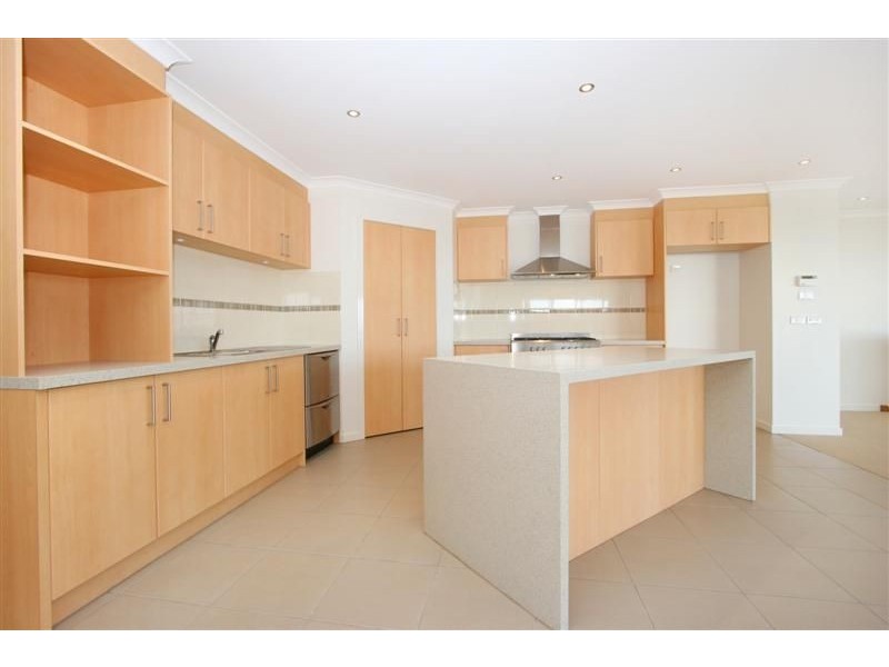 13 Dorothea Crescent, Dromana VIC 3936