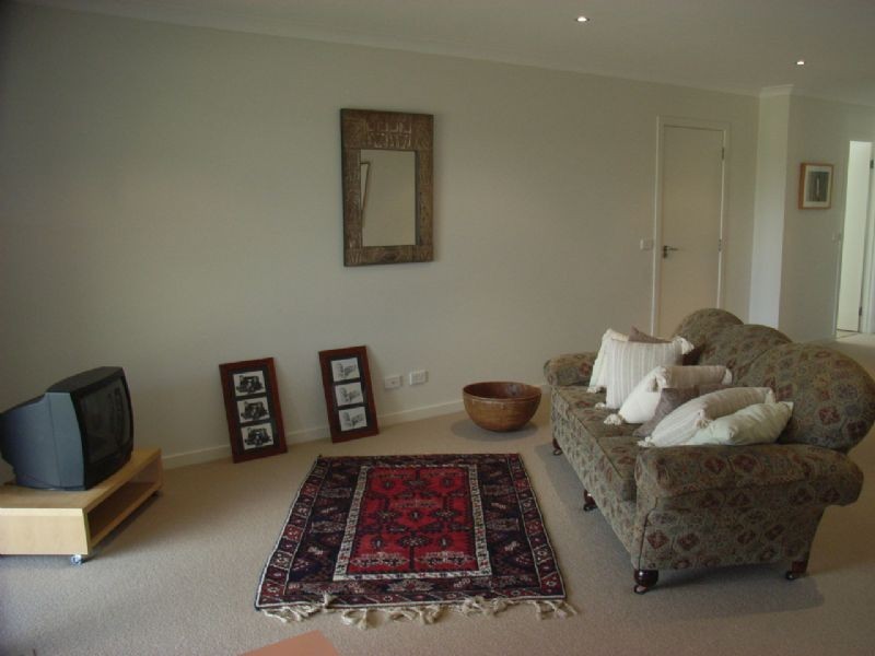 13 Dorothea Crescent, Dromana VIC 3936