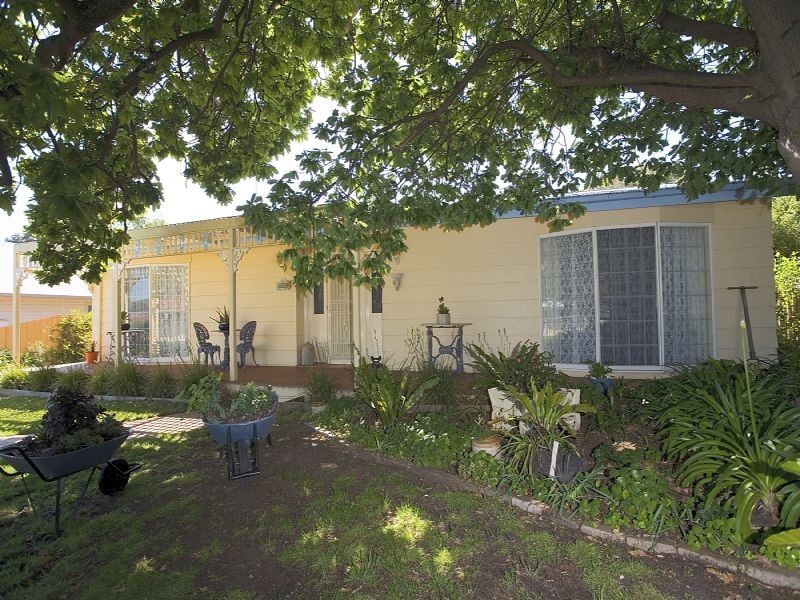 17 Verdon Street, Dromana VIC 3936