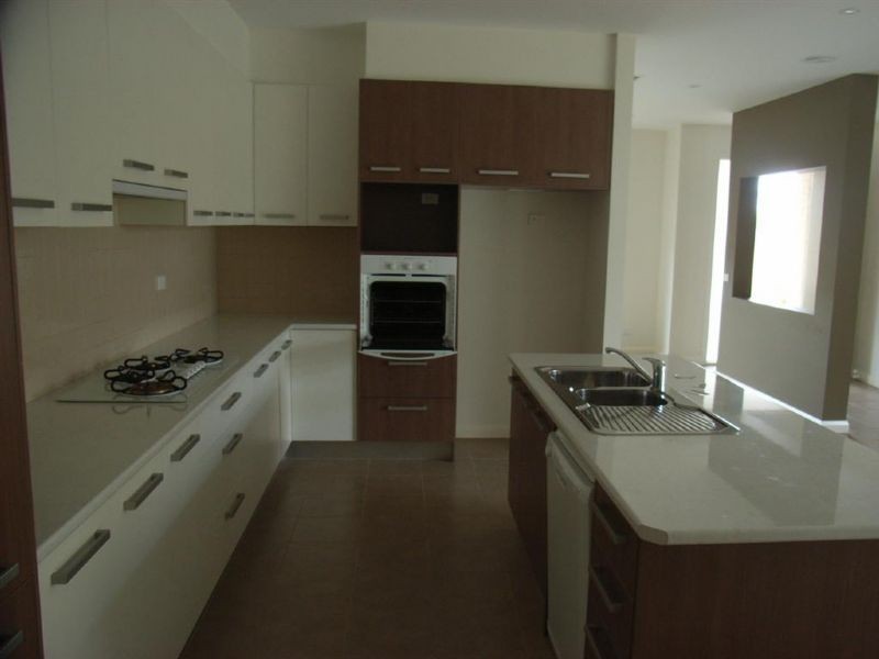 2/10 Frank Street, Safety Beach VIC 3936