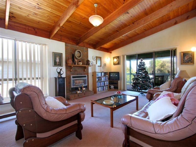 226 Dromana Parade, Safety Beach VIC 3936