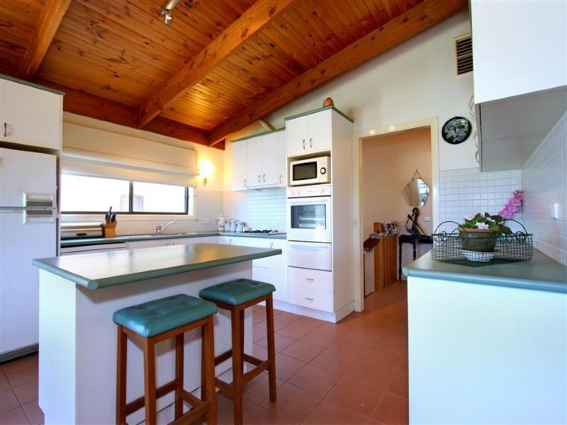 226 Dromana Parade, Safety Beach VIC 3936