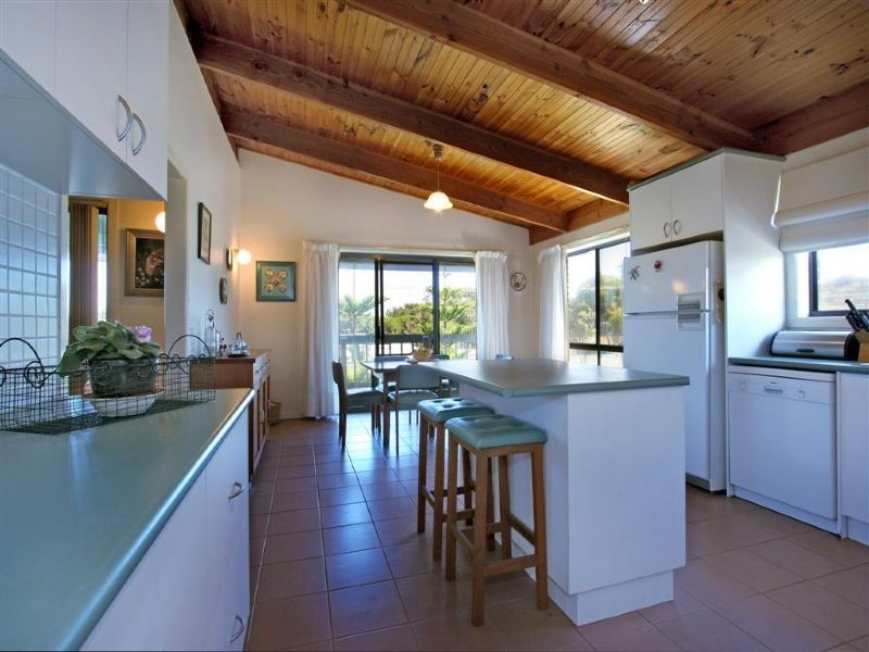 226 Dromana Parade, Safety Beach VIC 3936