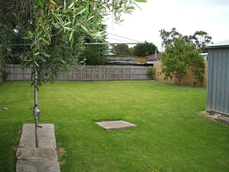 18 Palm Grove, Dromana VIC 3936