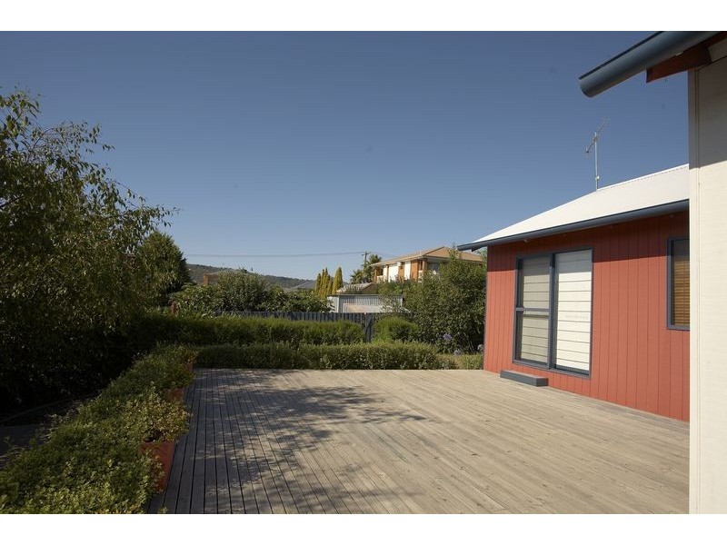 57 Coveside Avenue, Safety Beach VIC 3936