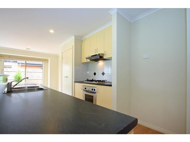 33 Sunningdale Road, Rosebud VIC 3939