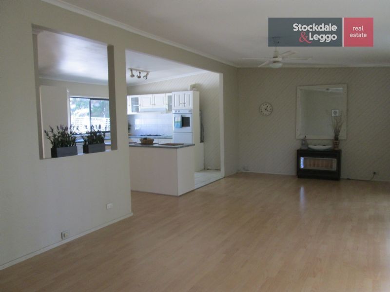 27 Elizabeth Avenue, Dromana VIC 3936