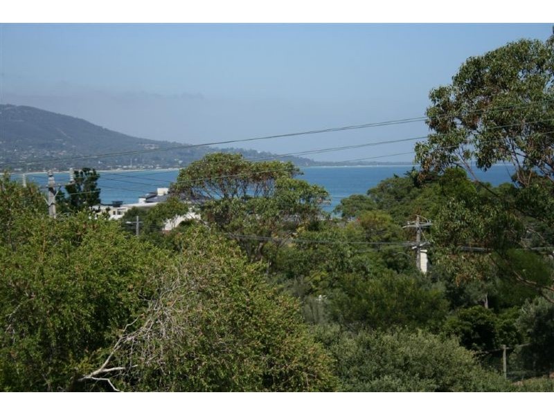 4 Mt Martha Road, Mount Martha VIC 3934