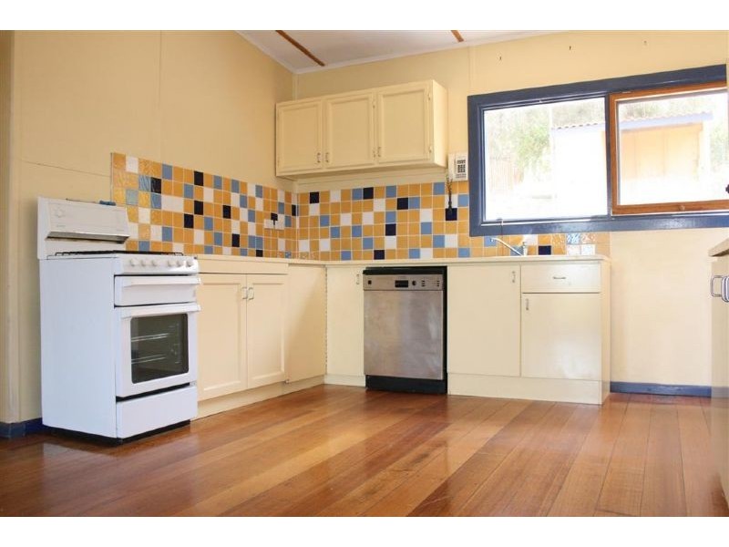 4 Mt Martha Road, Mount Martha VIC 3934