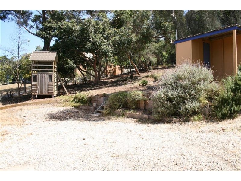 4 Mt Martha Road, Mount Martha VIC 3934