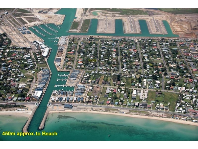 9 Iluka Street, Safety Beach VIC 3936