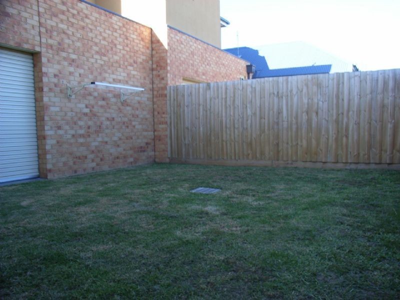 2/7 Carrigg Street, Dromana VIC 3936