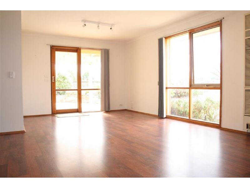 52 Golf Course Lane, Safety Beach VIC 3936