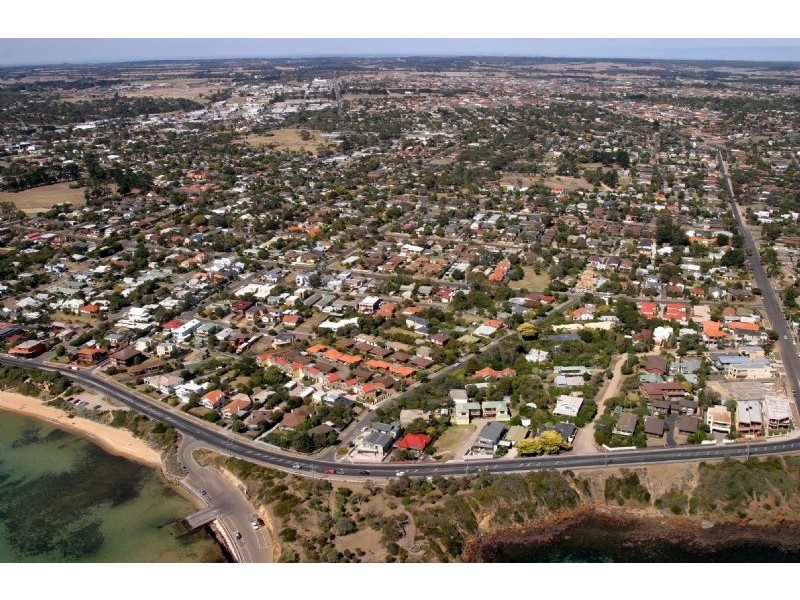 1/16 Napier Street, Mornington VIC 3931