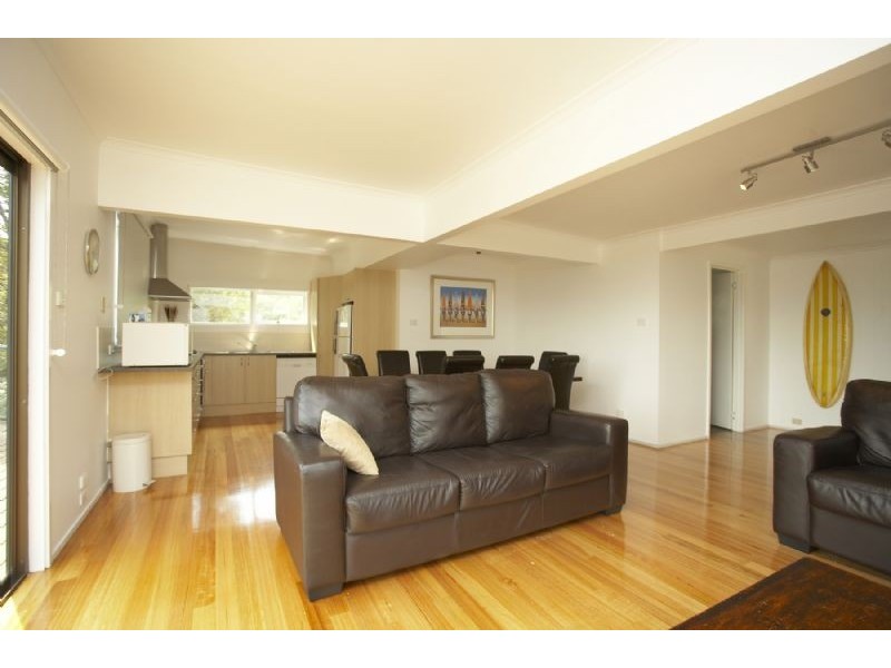 10 Bruce Road, Safety Beach VIC 3936