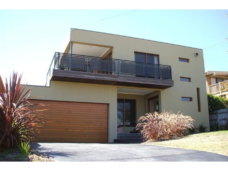 13 Dorothea Crescent, Dromana VIC 3936
