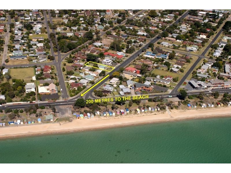 11 McCulloch Street, Dromana VIC 3936