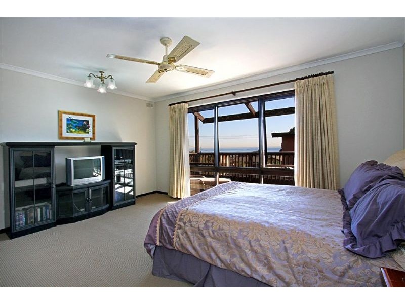 4 Dorothea Crescent, Dromana VIC 3936