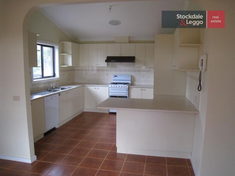 27 Hillside Avenue, Dromana VIC 3936