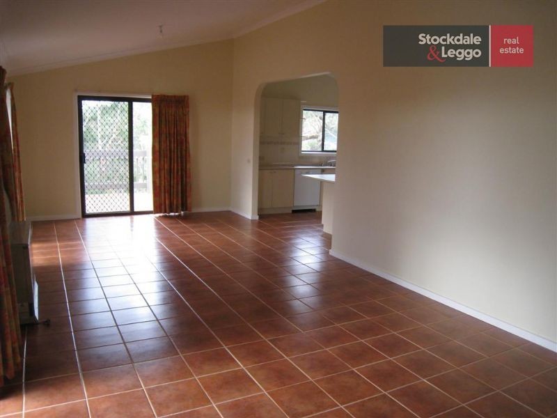 27 Hillside Avenue, Dromana VIC 3936