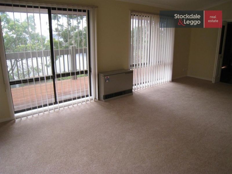 27 Hillside Avenue, Dromana VIC 3936