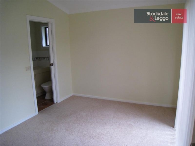 27 Hillside Avenue, Dromana VIC 3936