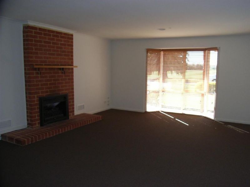 4 Lake View Lane, Safety Beach VIC 3936