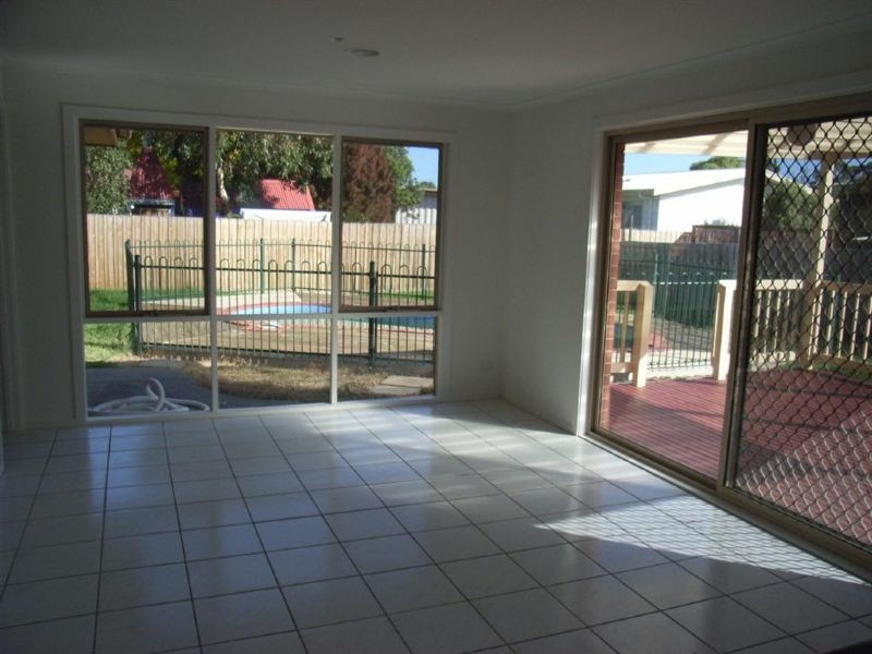 4 Lake View Lane, Safety Beach VIC 3936