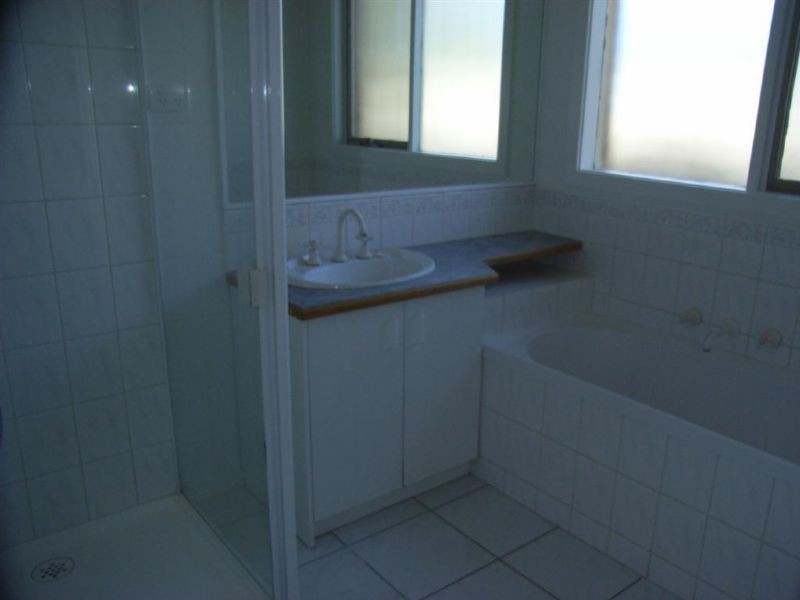 4 Lake View Lane, Safety Beach VIC 3936