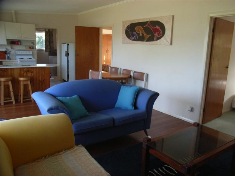 2 Bruce Road, Safety Beach VIC 3936