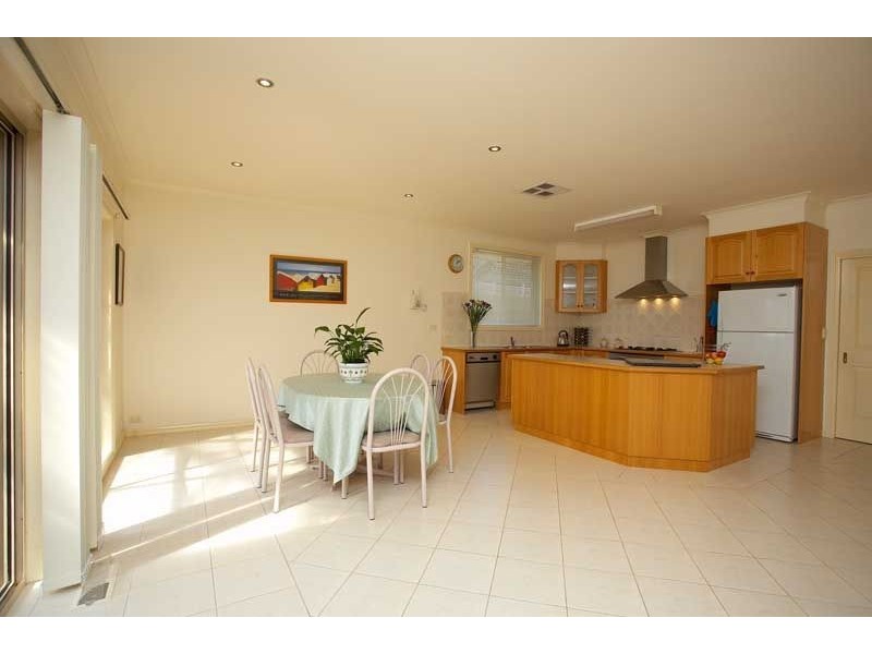 15 Tonkin Street, Safety Beach VIC 3936