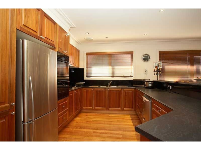 24 Somerset Place, Safety Beach VIC 3936