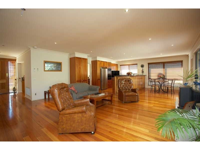 24 Somerset Place, Safety Beach VIC 3936