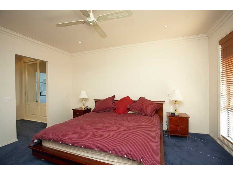 24 Somerset Place, Safety Beach VIC 3936