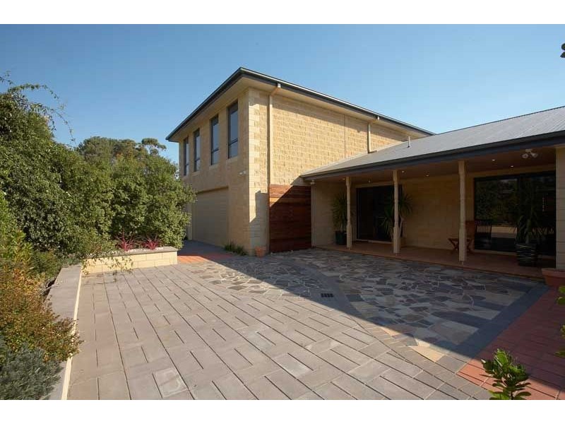 24 Somerset Place, Safety Beach VIC 3936