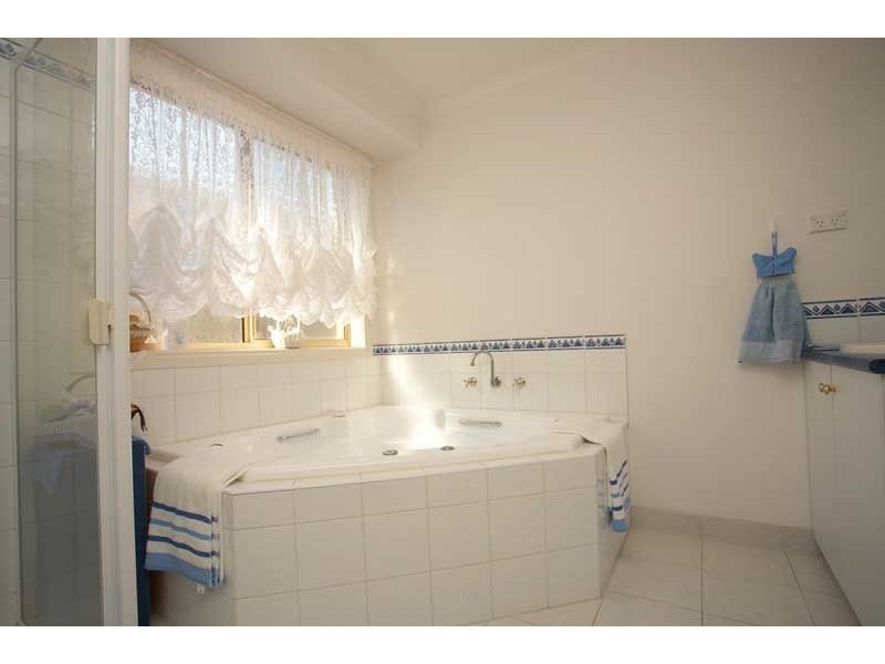 14 Dusky Drive, Safety Beach VIC 3936