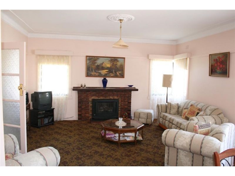 18 Palm Grove, Dromana VIC 3936